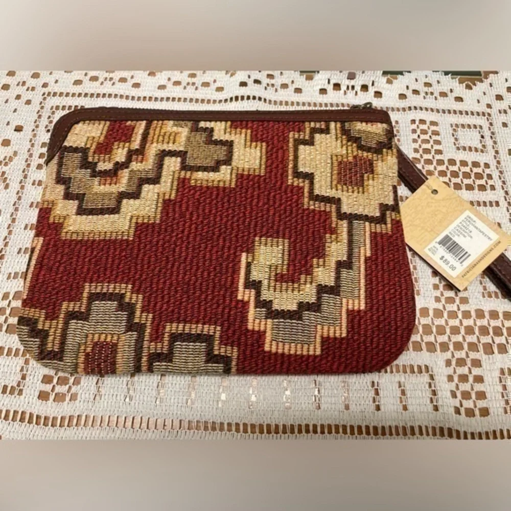 NWT Patricia Nash Cassini Wristlet Peruvian Tapestry - Handbag Purse